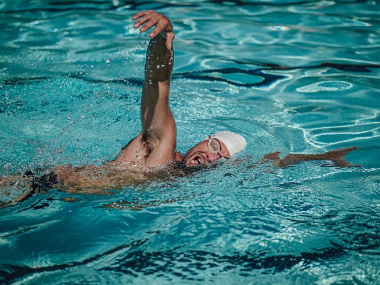 Swimmer Breaks World Record for Longest Breath Held Underwater!