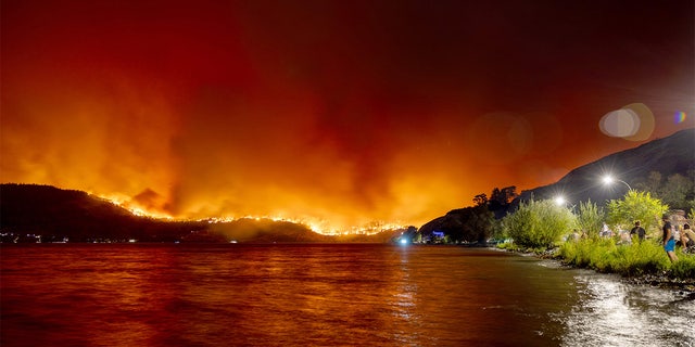Kelowna Crisis: British Columbia Declares State of Emergency and Massive Evacuation Underway, Unprecedented Situations Unfold