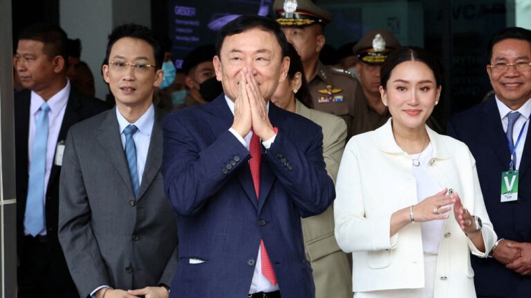 SHOCKING! Thaksin Shinawatra Makes Dramatic Homecoming to Thailand After 15 Long Years of Exile!