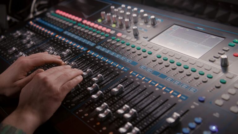 Unbelievable Secrets Revealed: Master the Art of FL Studio Mixing like World-Renowned Production Gurus!