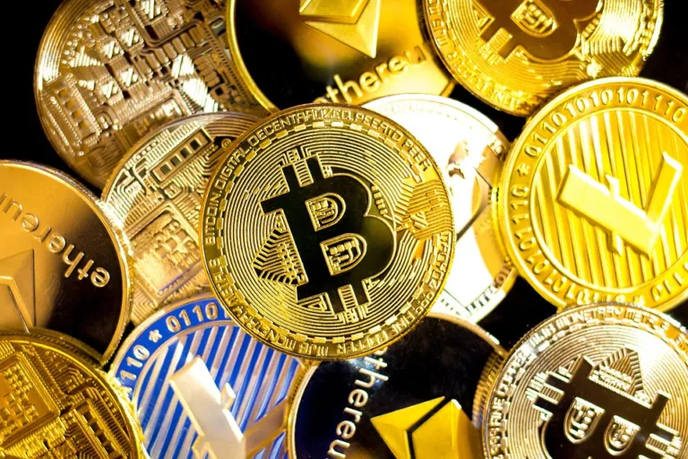 Bitcoin’s Catastrophic September Concludes With Shocking Quarterly Loss, Slamming Investors!