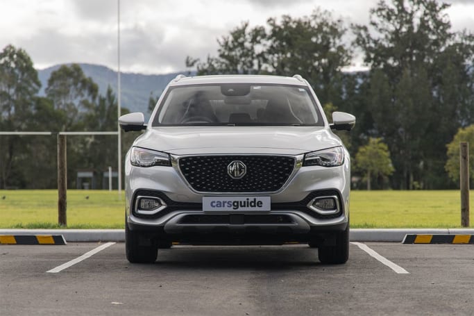 Unveiling the Electrifying MG HS +EV Hybrid 2024: Unbeatable Value in the Compact SUV Segment, Competing with Ford Escape, Haval H6 & Toyota RAV4