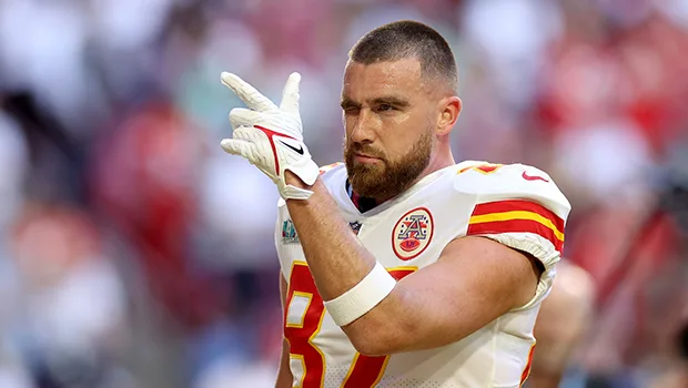 Travis Kelce’s Over-the-Top Reaction to Surprise Taylor Swift Boyfriend Title – Hollywood Life