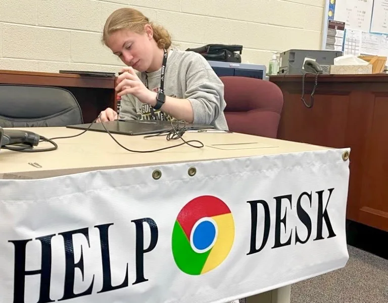 Unbelievable! AAHS students gain mind-blowing work experience running a tech help desk