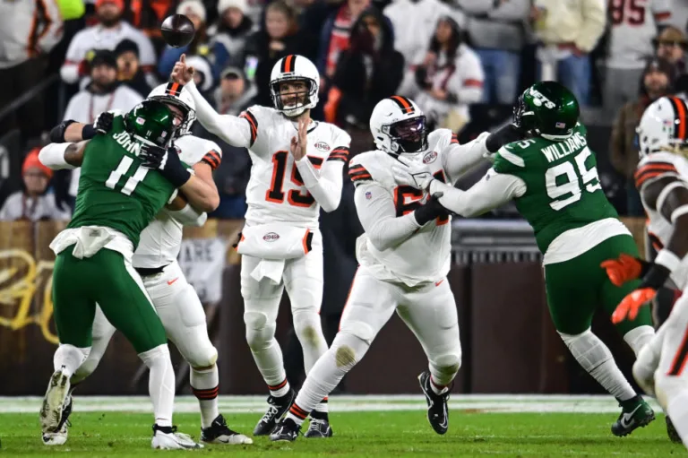 INCREDIBLE! Jets vs. Browns SHOCKER – You Won’t Believe the Score, INSANE Highlights, Juicy News, Stunned Inactives, and Mind-Blowing Live Updates!